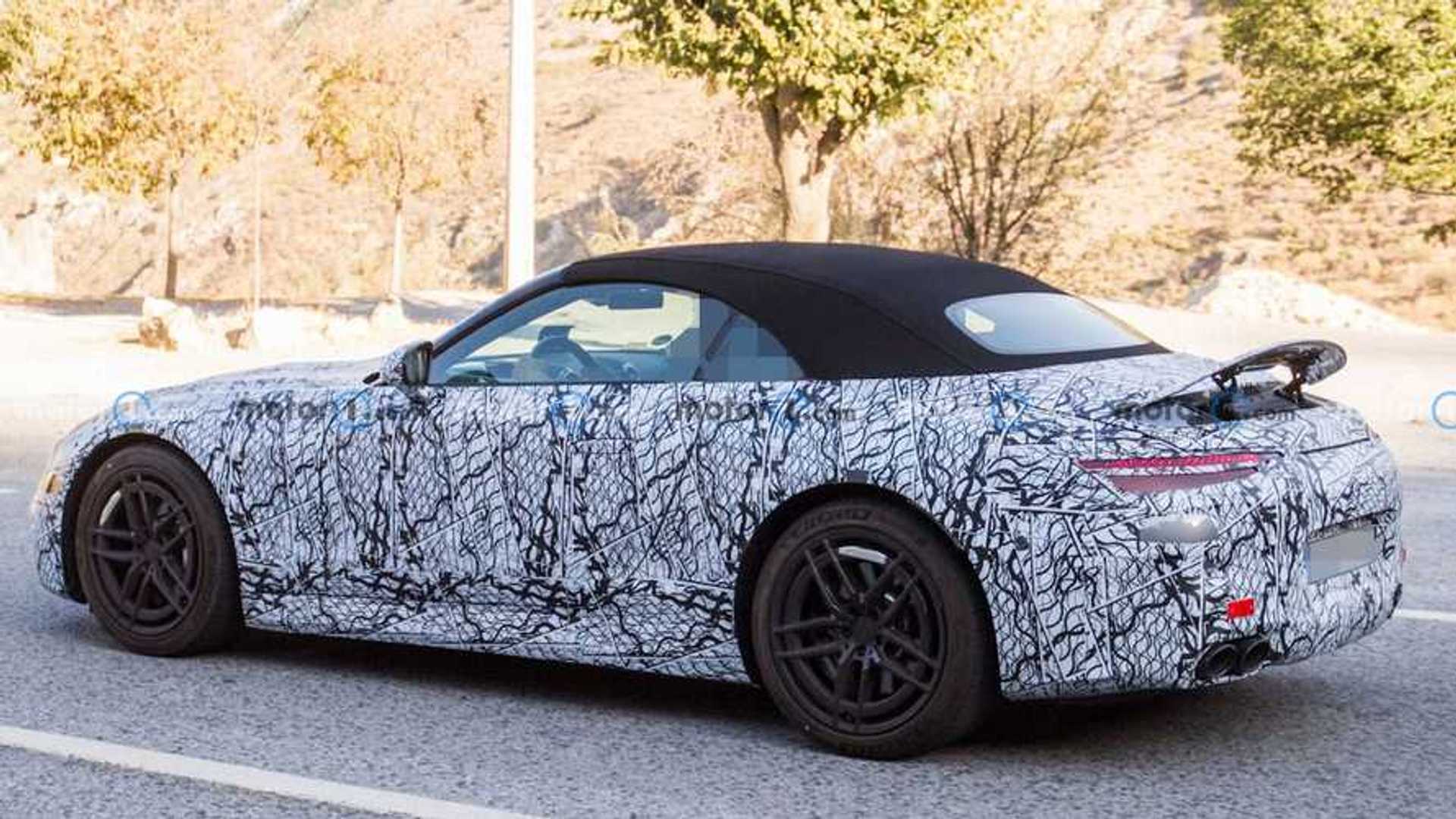 Next-Gen Mercedes SL Interiors Shown Again before October 28 Debut