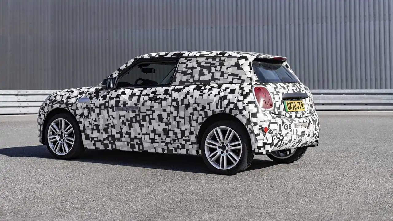 2023 Mini Cooper S Electric Images Leaked in China