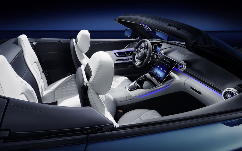 Next-Gen Mercedes SL Interiors Shown Again before October 28 Debut