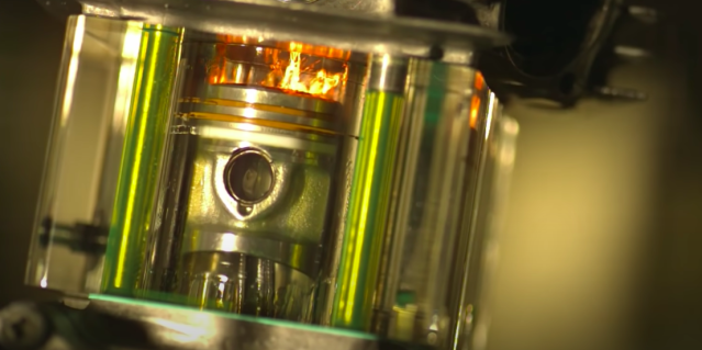 Slo-Mo Footage of Running Engine with Clear Cylinder is Mesmerizing