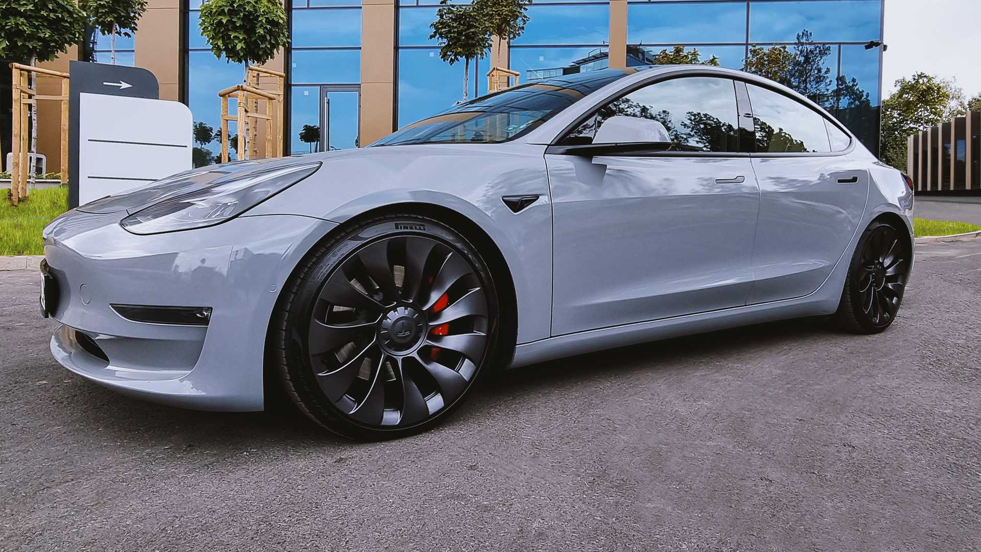 The Tesla Model 3 by Vilner Looks Elegant With Tartan Gray Fabric Inside