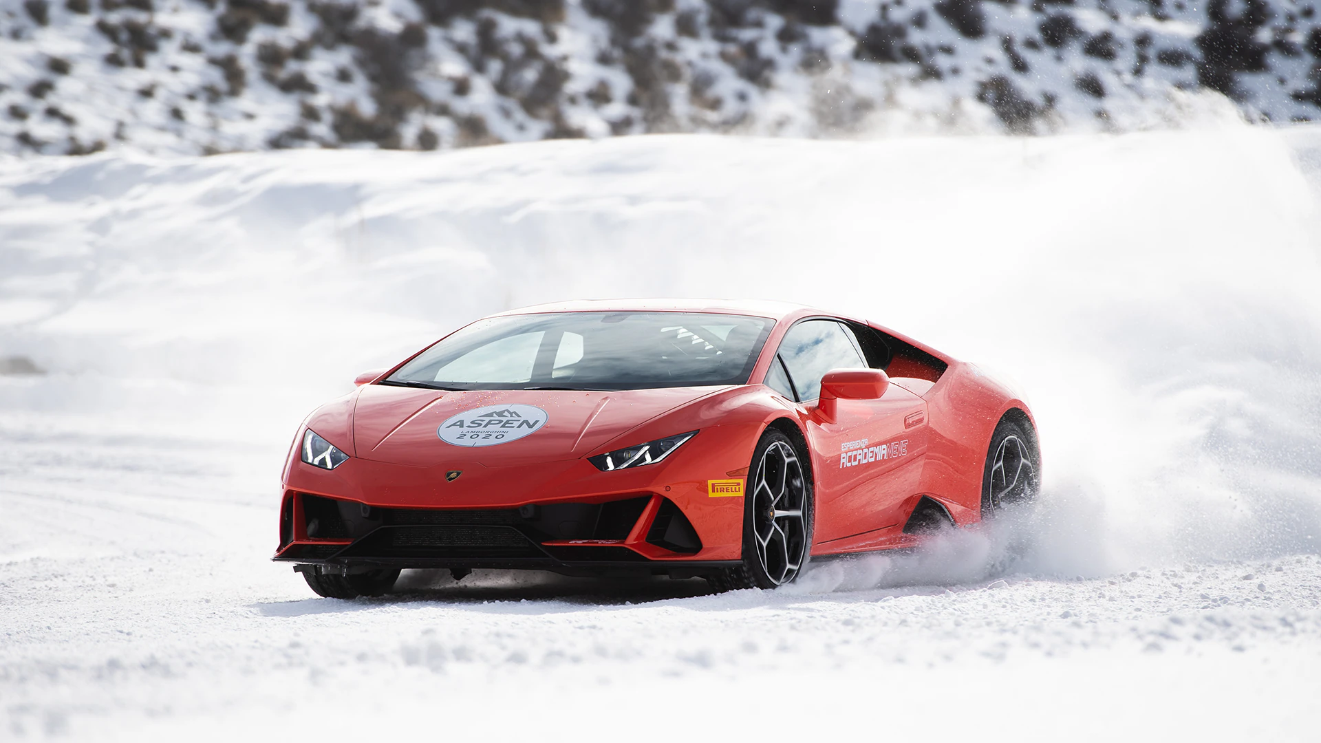 Driving a Lamborghini Lamborghini in the Snow is as Cool As It Sound