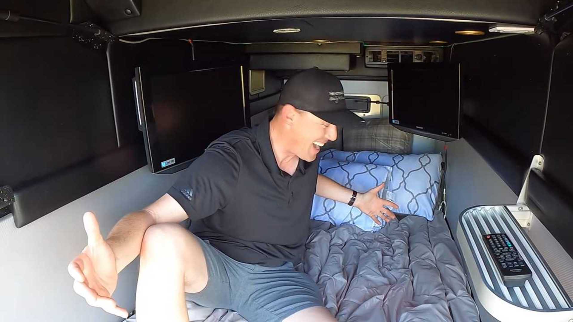 Bonkers Luxury Motorcoach With Two Bathrooms and a Basement Bedroom