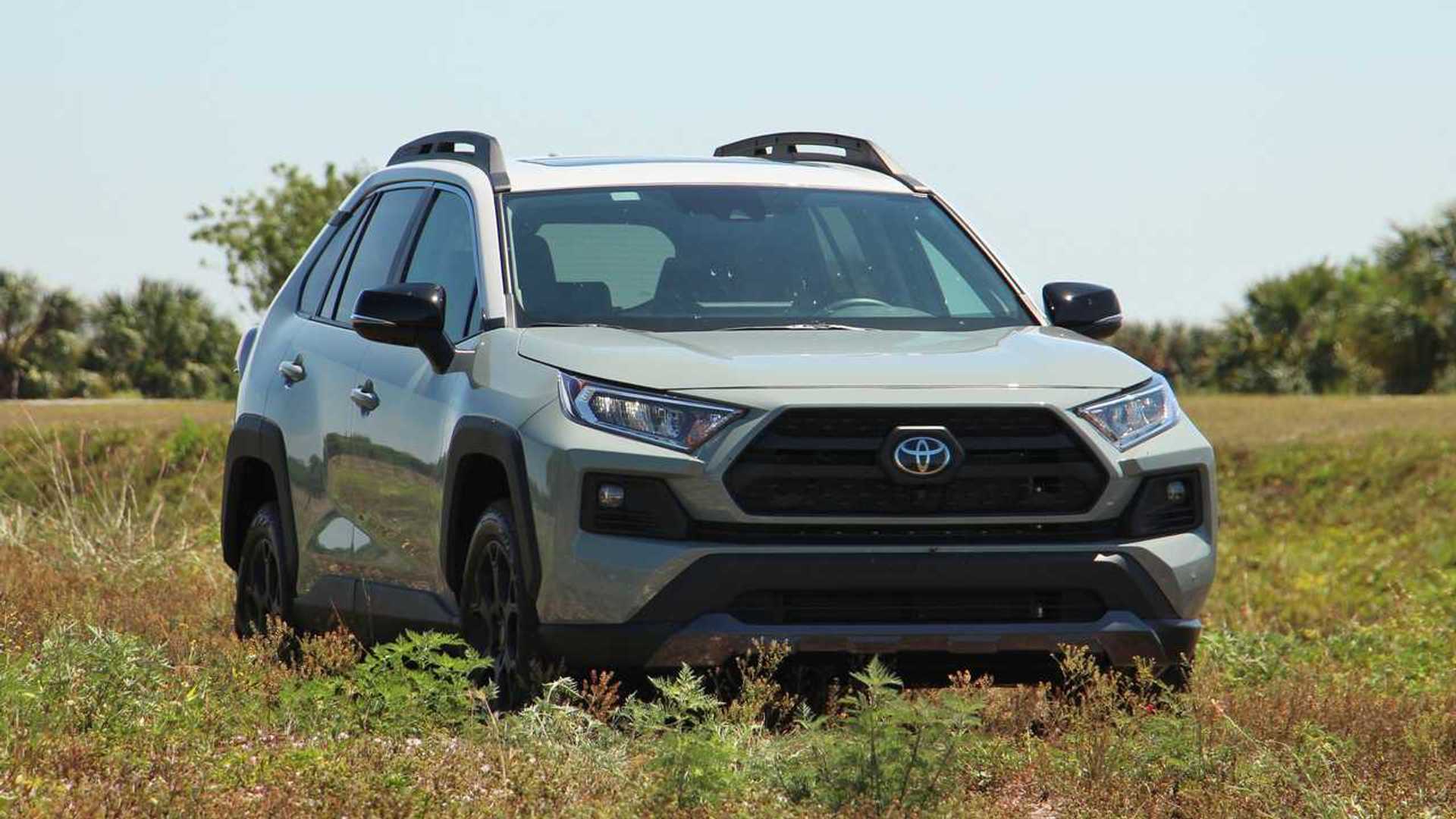 Toyota RAV4, VW Tiguan, Other Compact Crossovers Compete In Off-Road Test