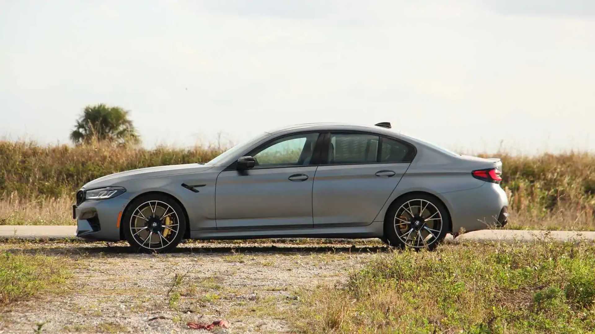 Tuned BMW M5 vs M5 Comp, M550i to See if It's Worth the Added HP