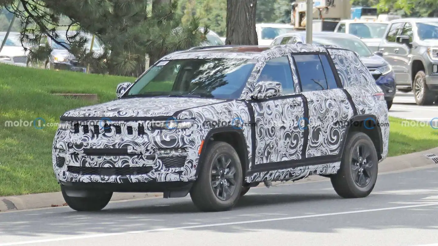 2022 Jeep Grand Cherokee to Get Inline-Six Motor