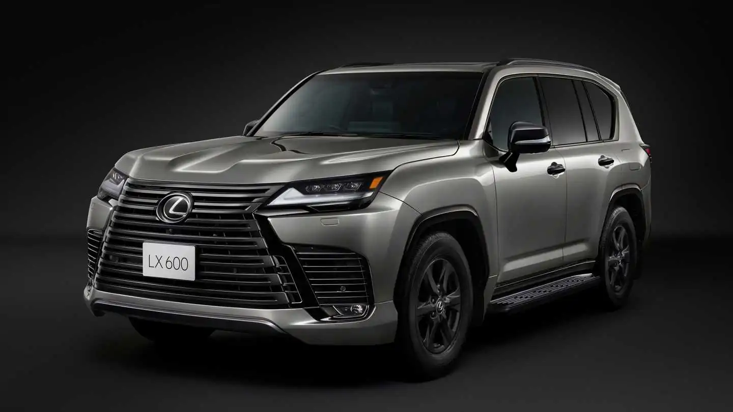 2022 Lexus LX Offroad Trim for Japan Features Three Differential Locks