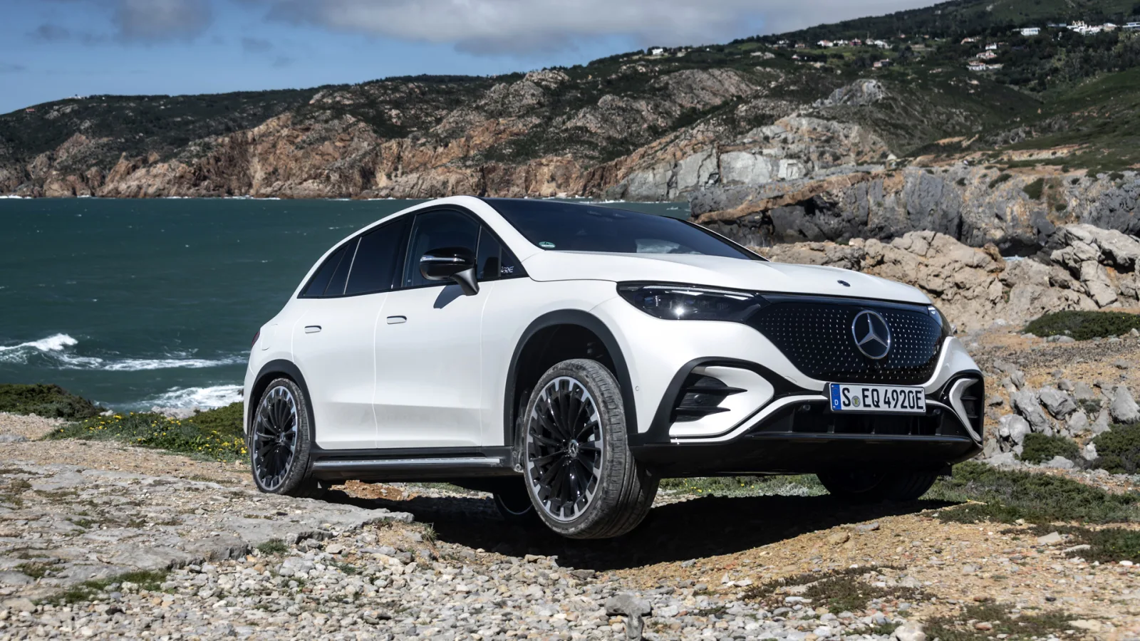 2023 Mercedes EQE SUV First Placement