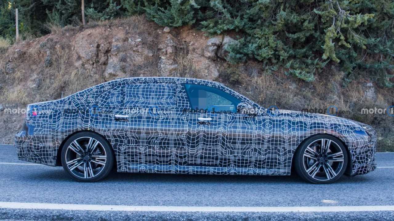 BMW 7 Series Drawing Based on Spy Shots. There's a lot to take in