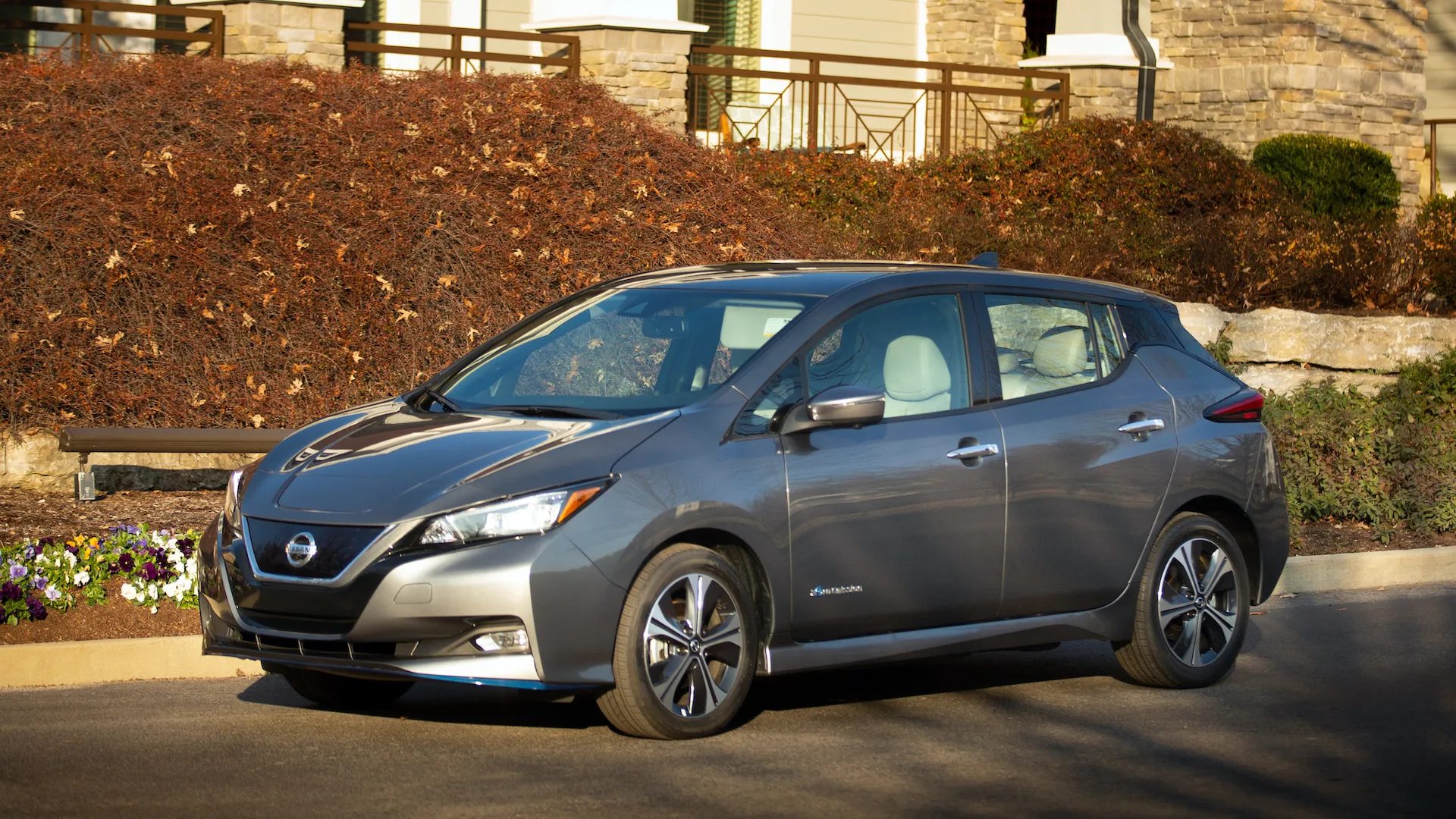 2022 Nissan Leaf available with a $89 per month lease deal