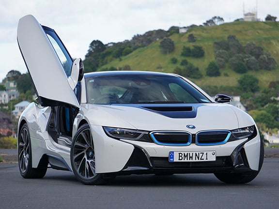 Is the BMW i8 a proper sports car without fake engine noise?