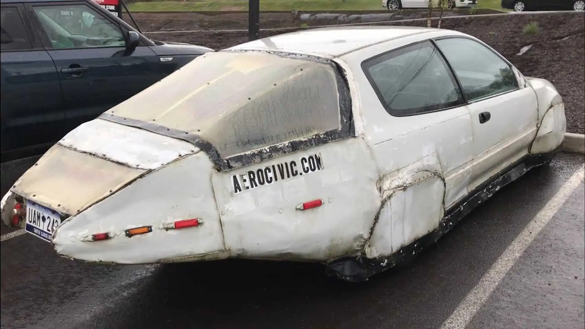 Honda Aerocivic gets 100 MPG, but it's seen better days