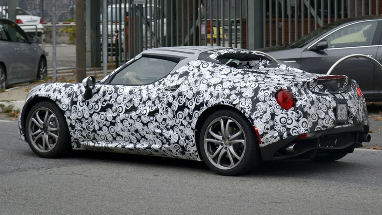 For the first time, a more powerful Alfa Romeo 4C Quadrifoglio Verde/ Stradale was spotted