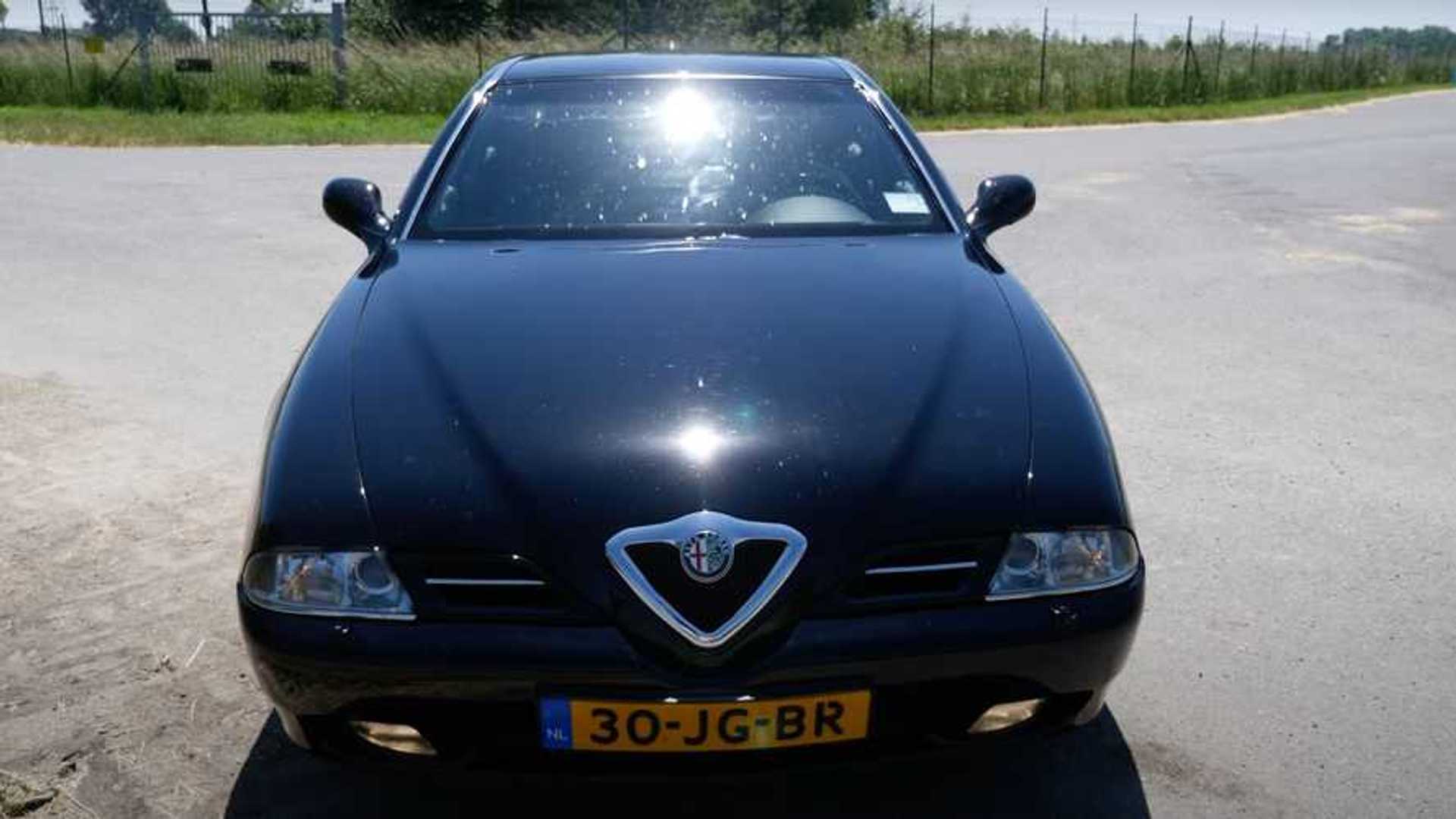 Watch the Alfa Romeo 166 reach its top speed after two decades