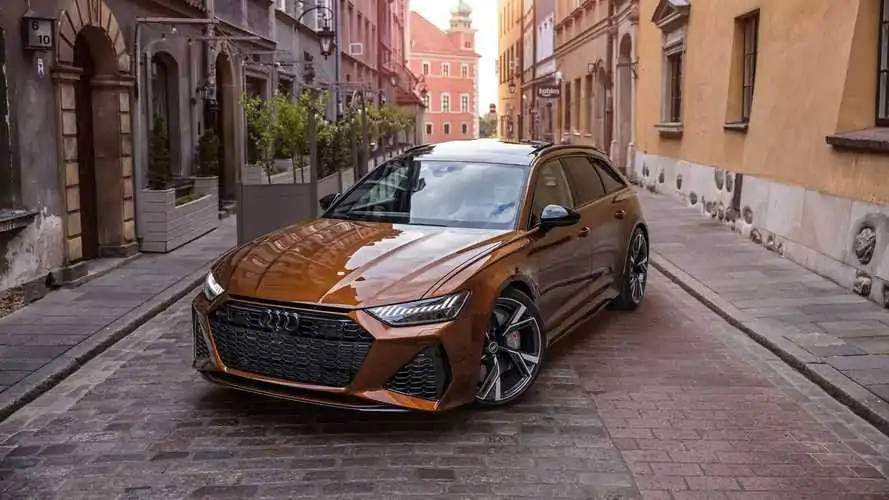 Audi RS6 Avant with Ipanema brown paint is Peak Wagon