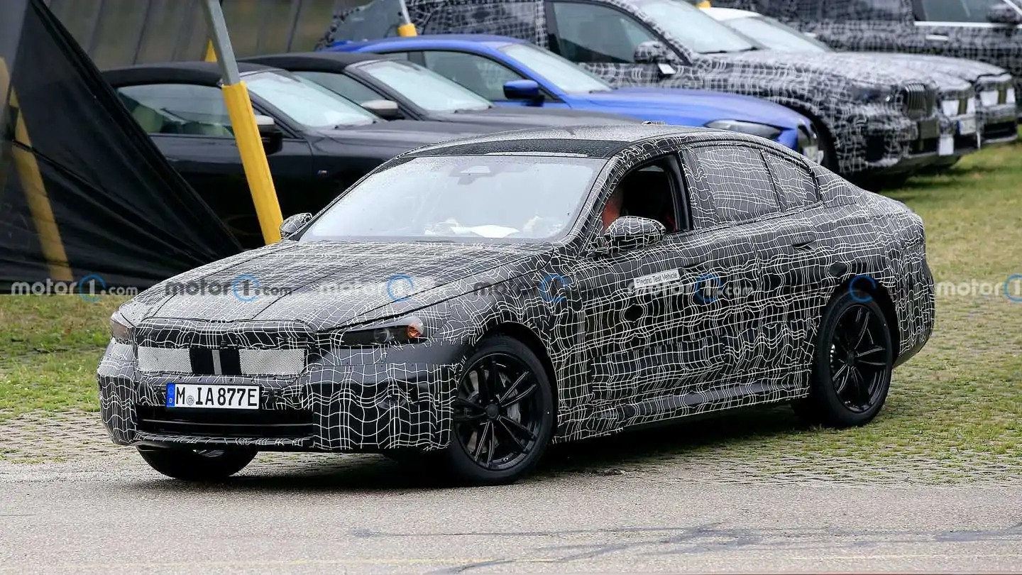 BMW i5 spotted looking sleek and stylish in the latest spy shots