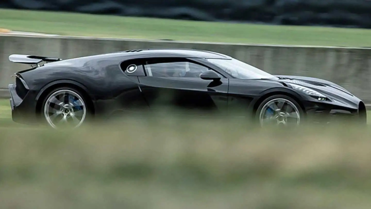 Bugatti Displays the Stunning La Voiture Noire during Track Test