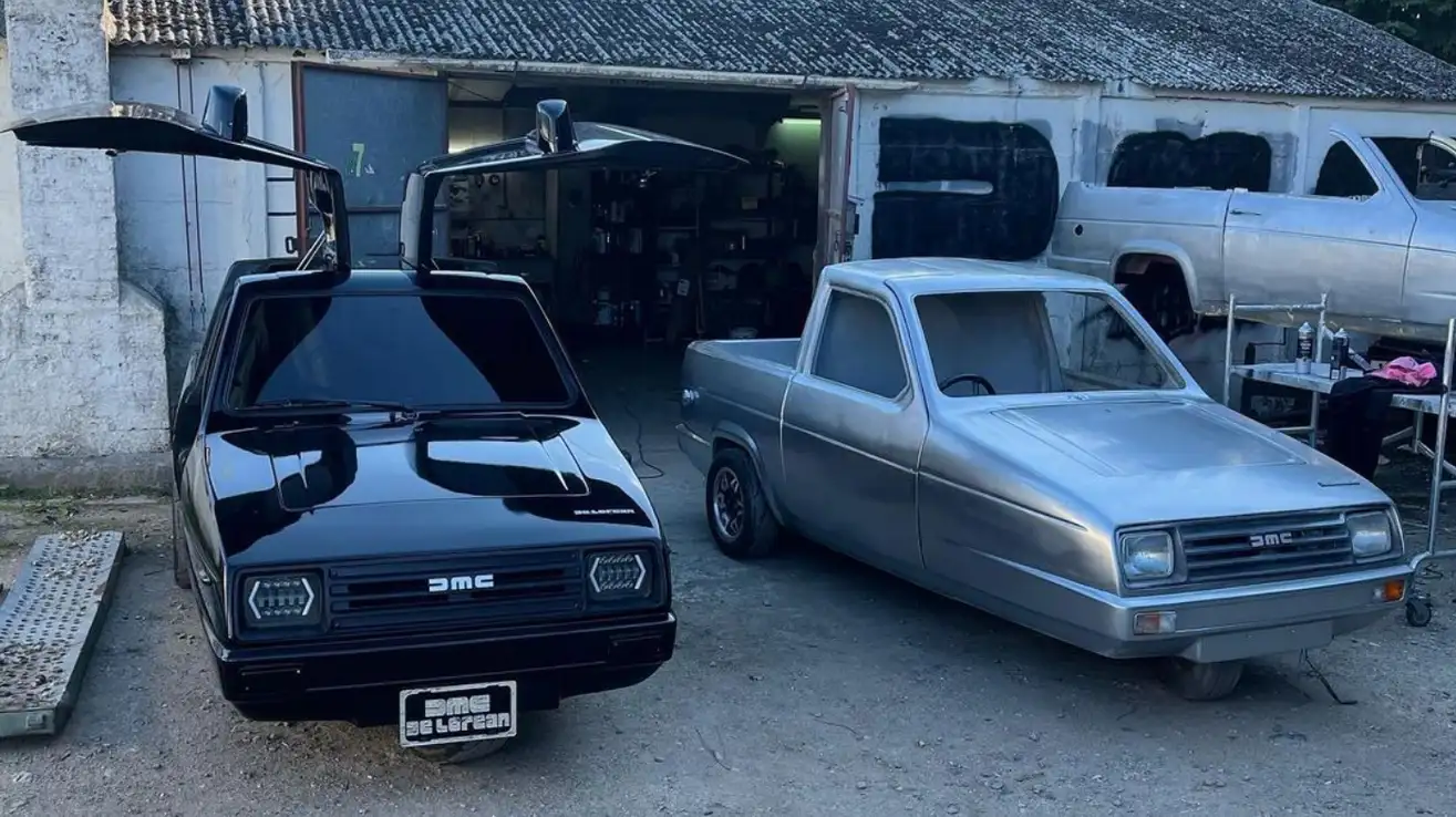 John DeLorean's Alleged Son Building Weird. 3-Wheel Version of DMC-12