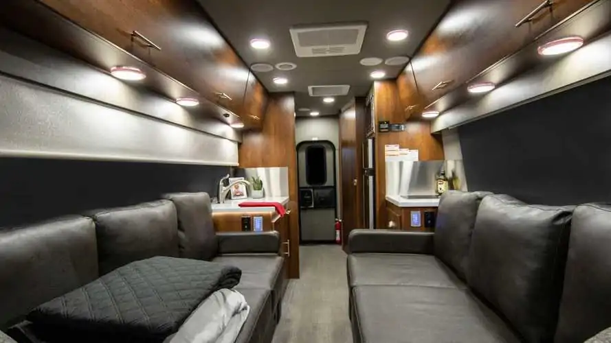 Chinook Summit Returns to Its Roots: Legendary RV Maker Chinook Summit