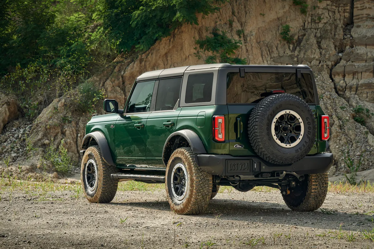 2022 Ford Bronco will get a green option, which would you prefer?