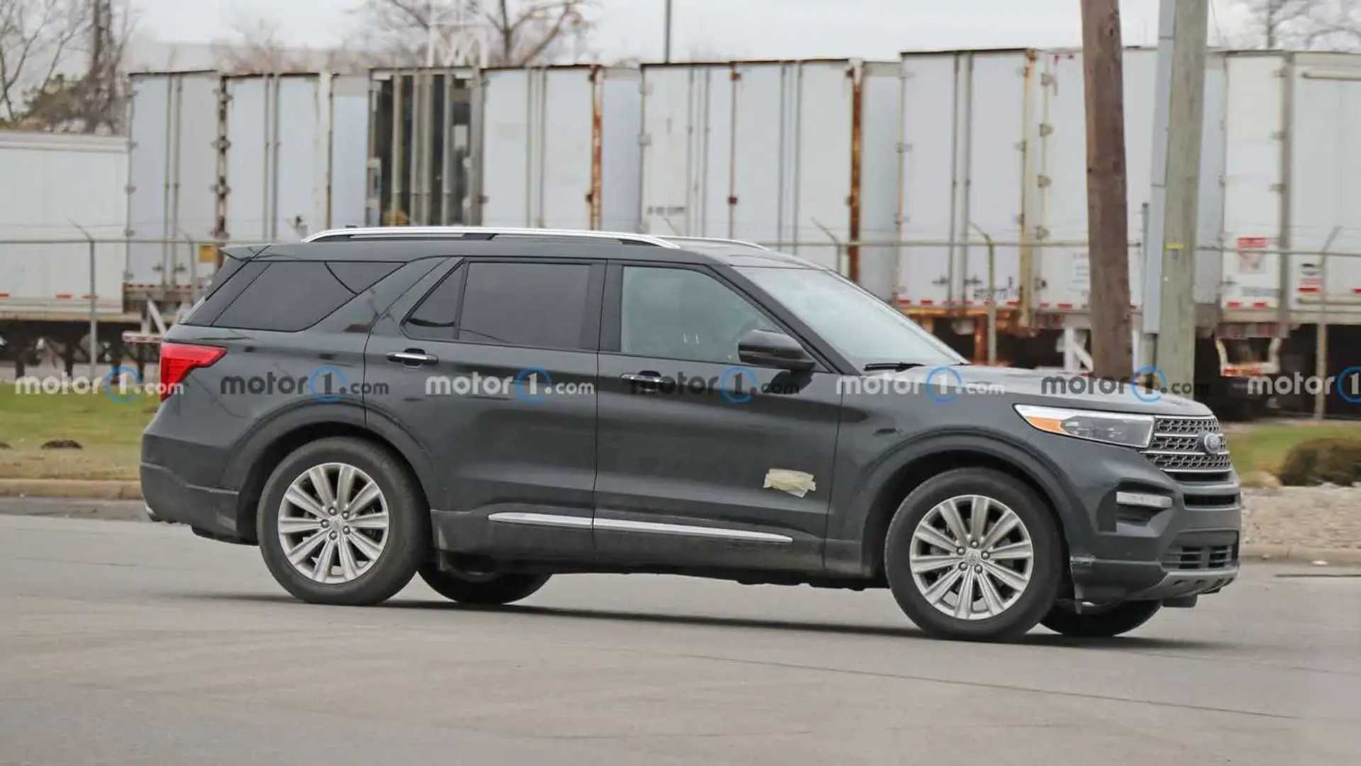 2021 Ford Explorer King Ranch Reveals Its Big Badges In New Spy Photos