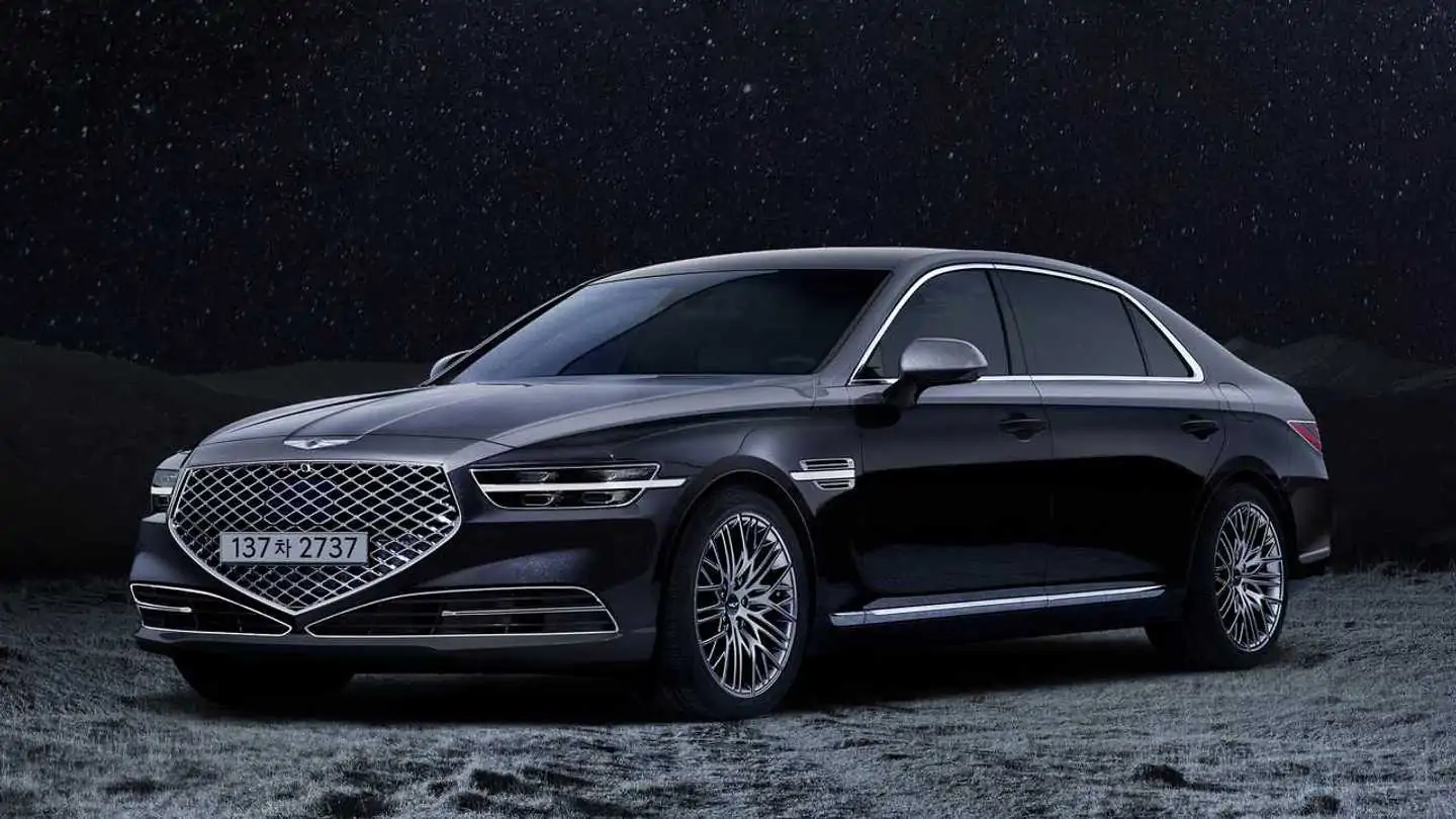 Genesis G90 Gets More Expensive for The New Model Year