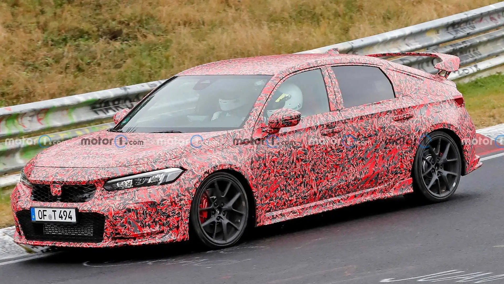 Honda Civic Type R Spied on Video Doing its First Nurburgring Race Lap