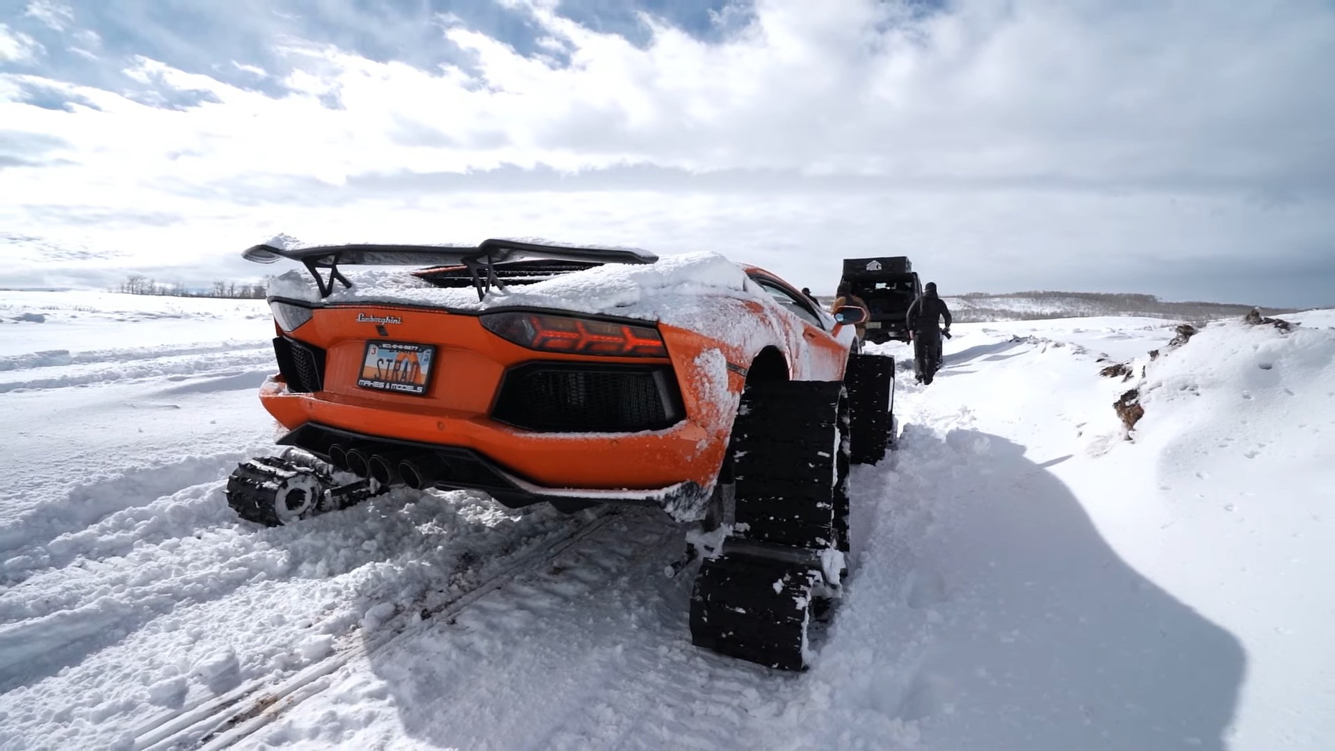 Lamborghini Aventador On Snow Tracks Blitzes Winter's Wonderland