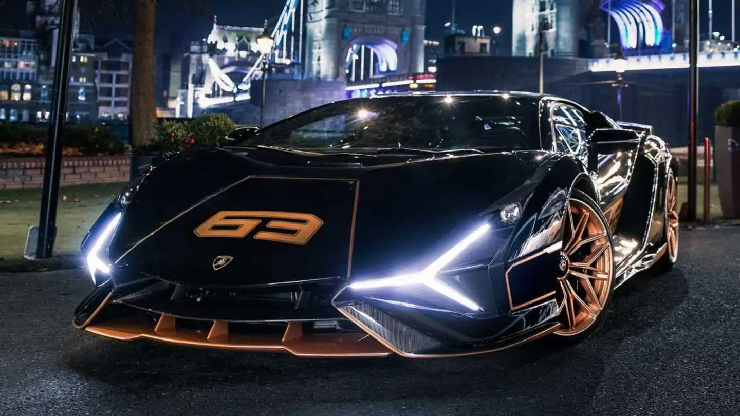 Lamborghini Aventador Successor Coming in 2022 with Hybrid V1