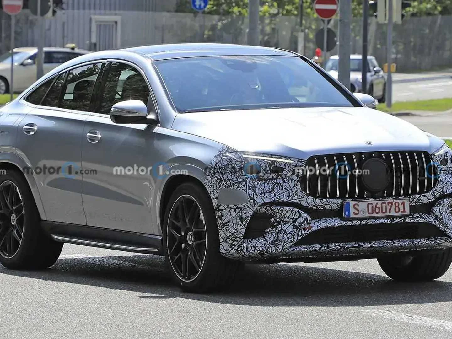 Mercedes GLE Coupe Facelift Spied Hiding New Front Bumper Design