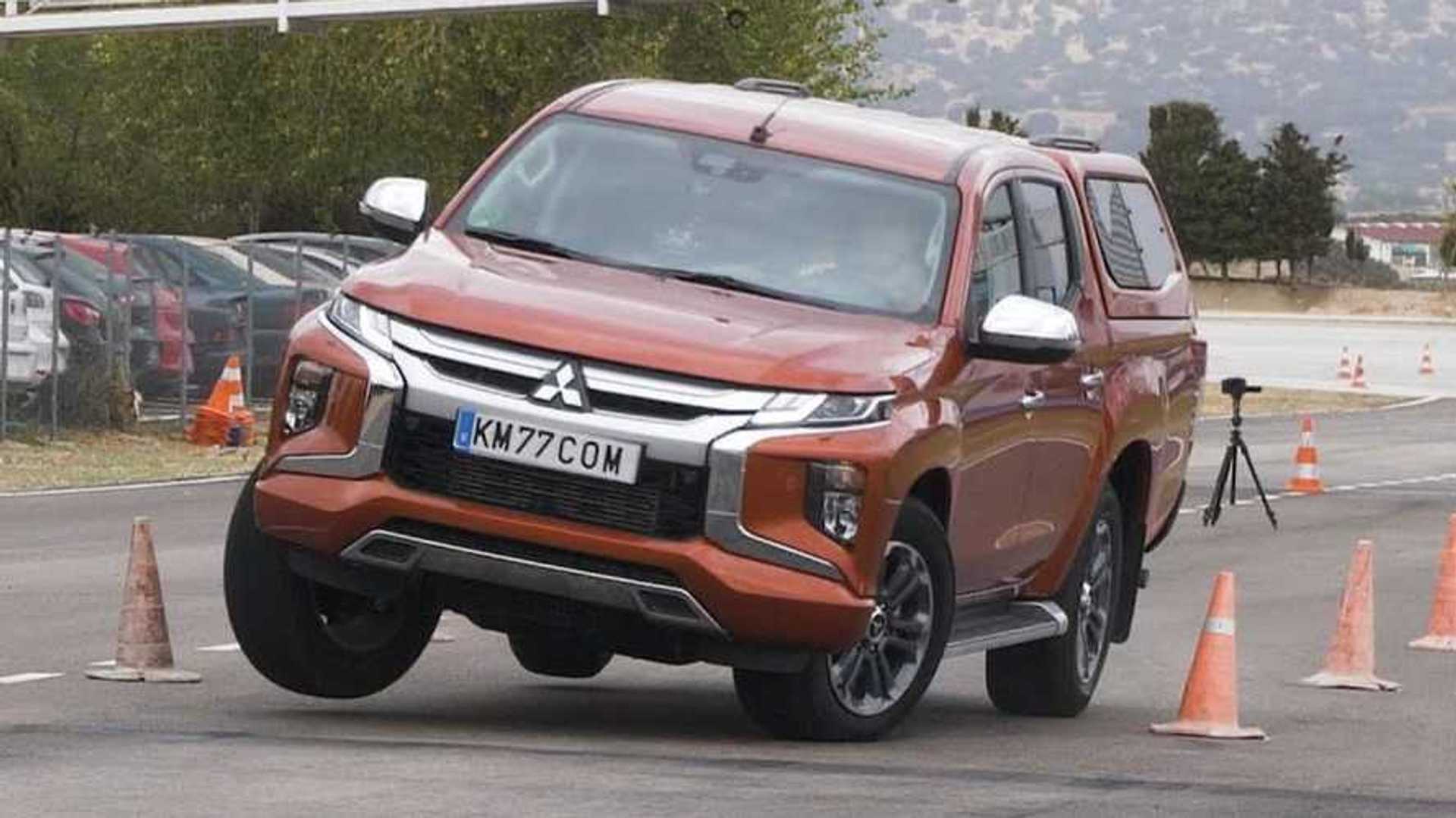 Mitsubishi L200 on The Moose Test: Not Terrible but Not Great