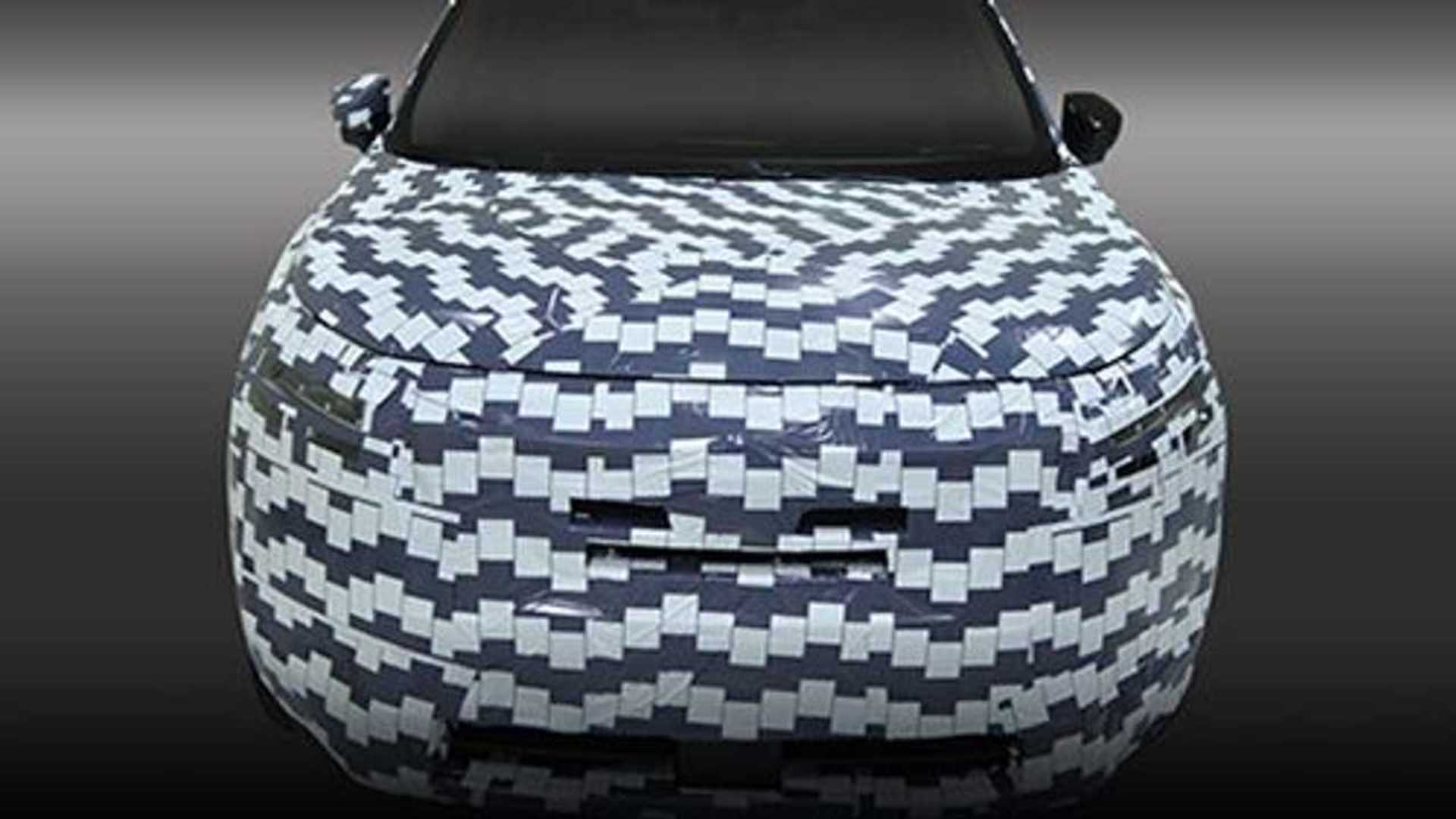 Nissan explains the science behind camouflaging prototypes