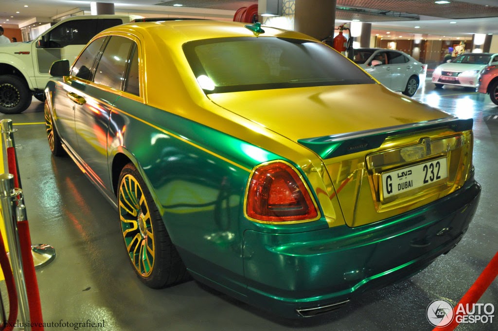 Mansory's green and gold Rolls-Royce Ghost is difficult to see