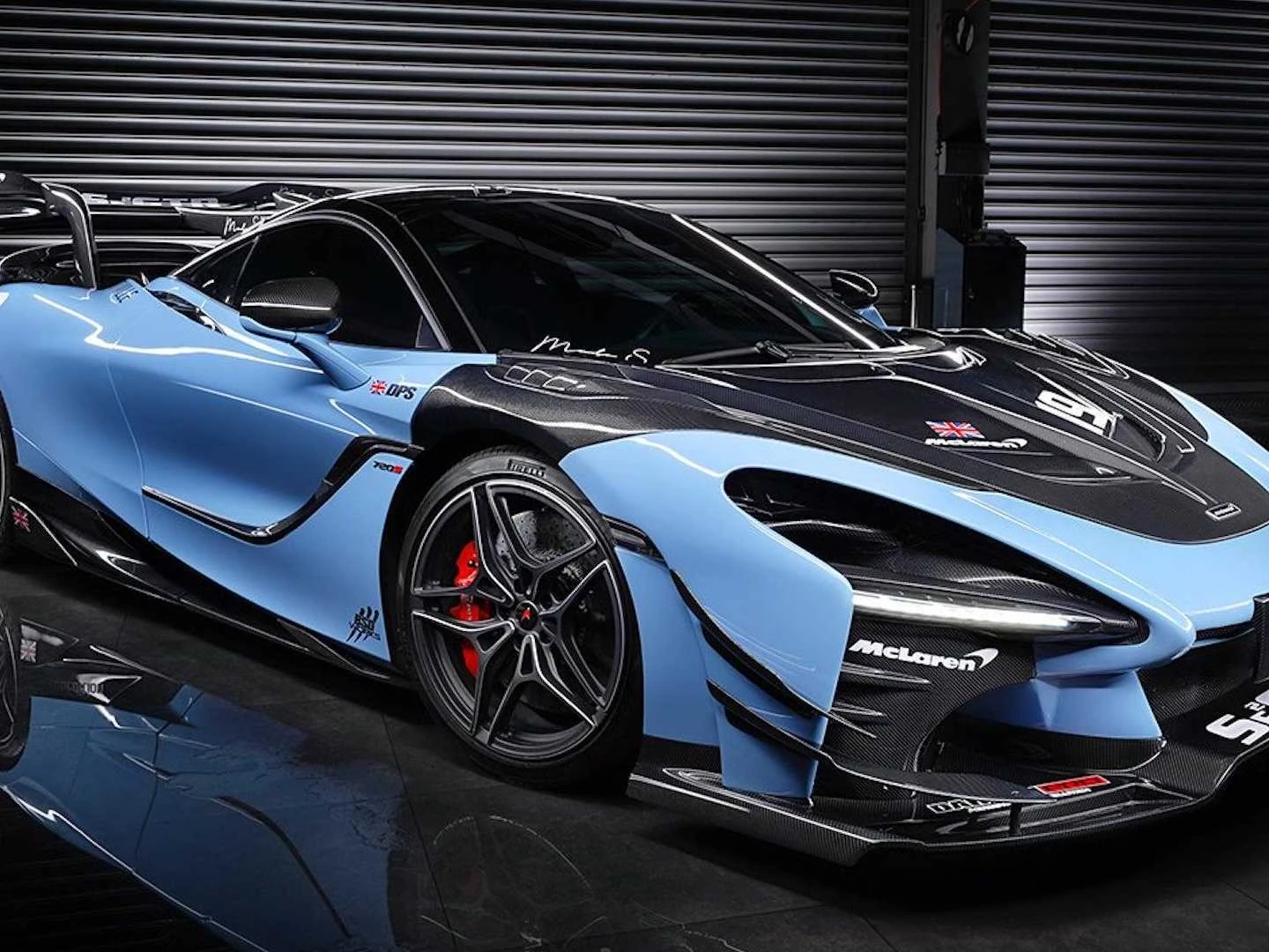 You can transform your McLaren 720S into a Senna GTR with custom body kits