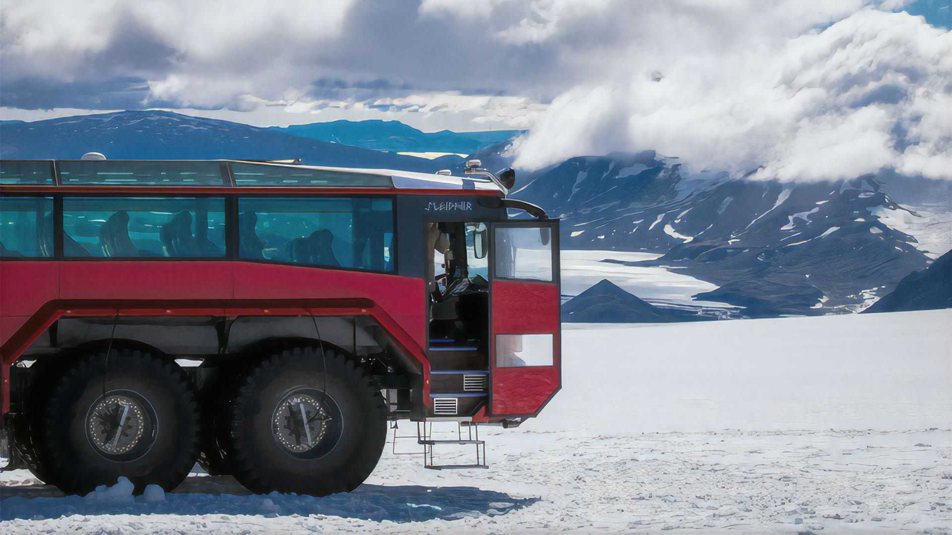 This Glacier-Taming Tour Bus Is The Best Method To Get Up Close to Iceland