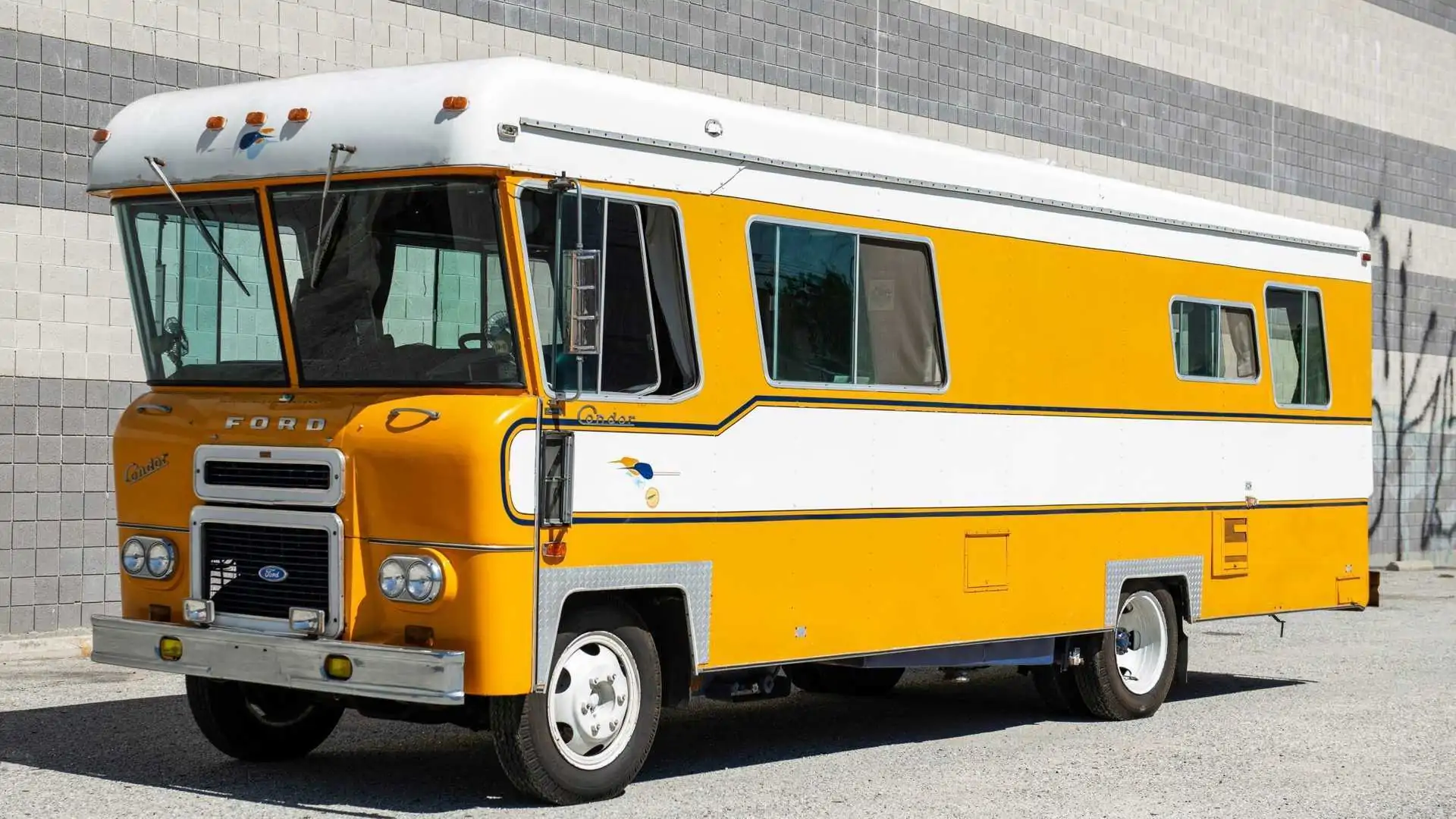  1972 Ford Condor RV