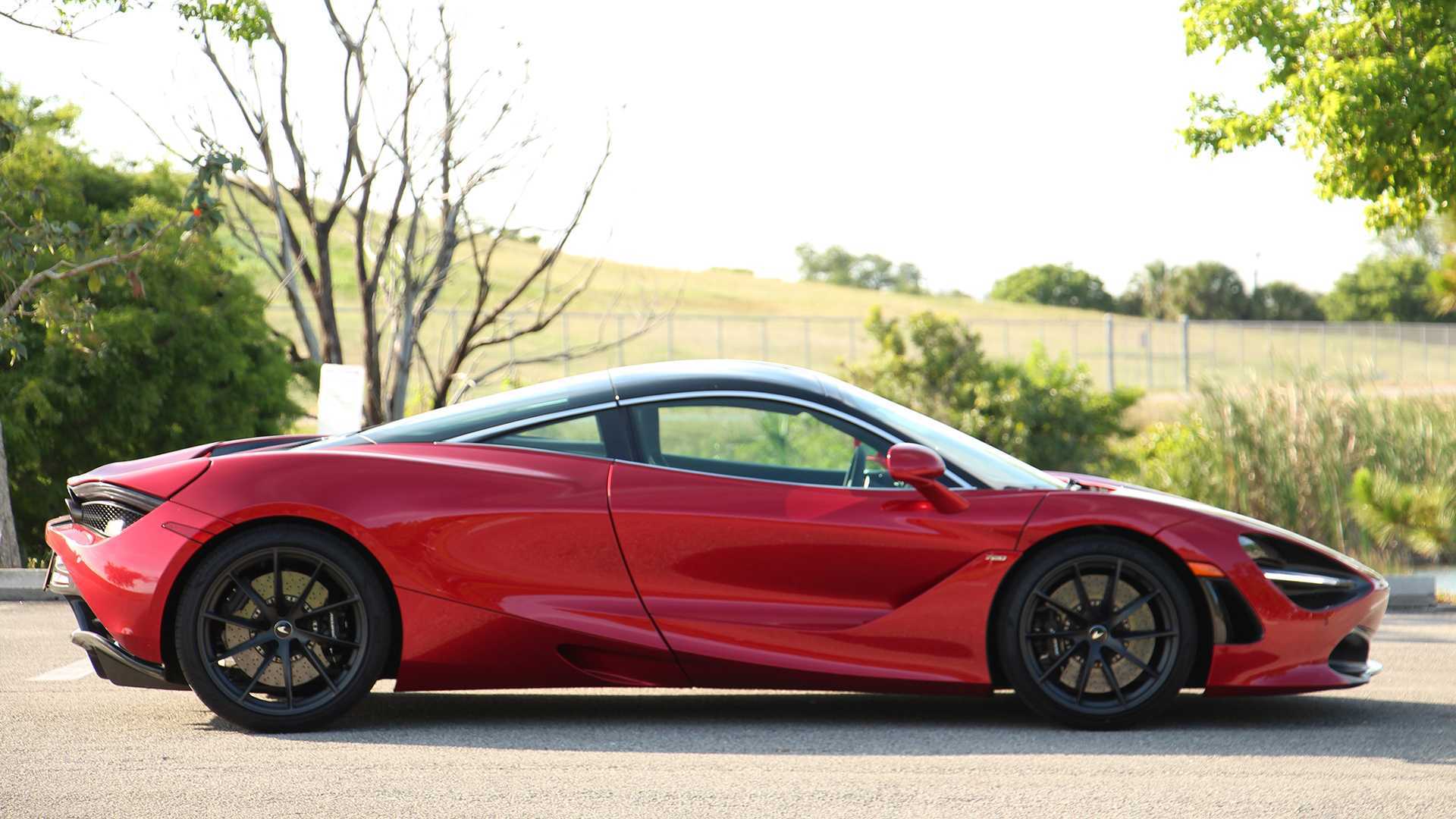 McLaren 720S runs sub-9-second quarter-mile with insane acceleration