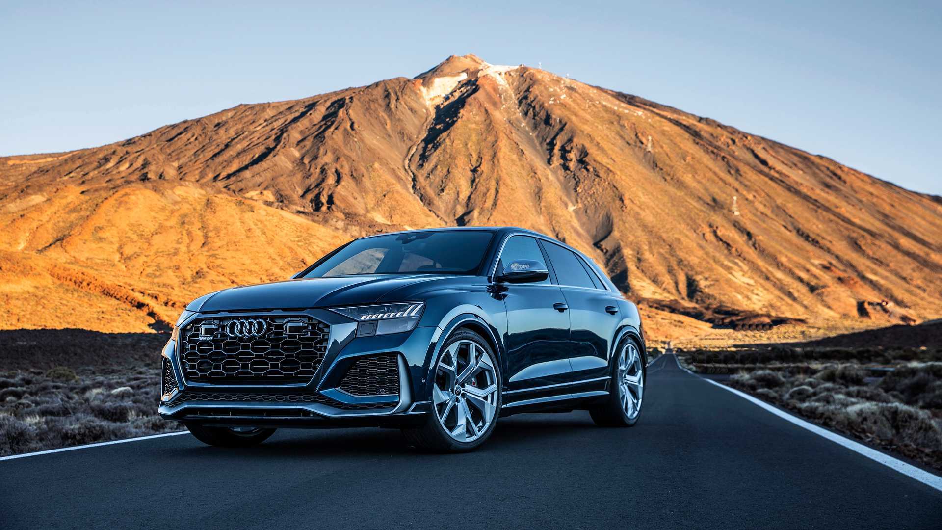 You can see the 2020 Audi RSQ8 accelerate quicker than advertised