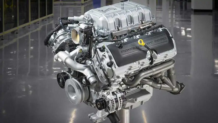 Watch the 2020 Shelby GT500's V8 of 760 HP being built by hand