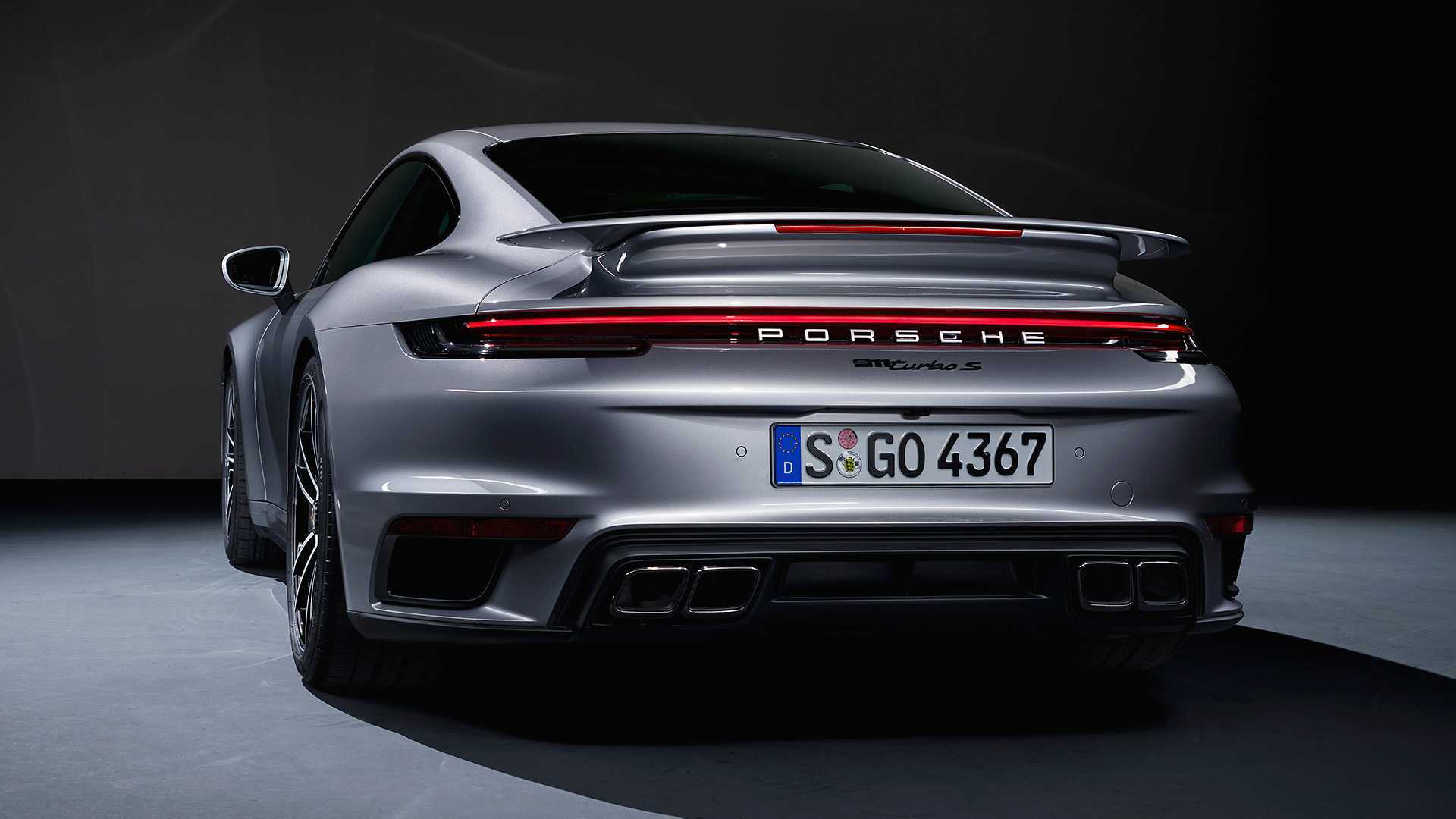 Porsche 911 Turbo S Lightweight Could Come Later in the Year