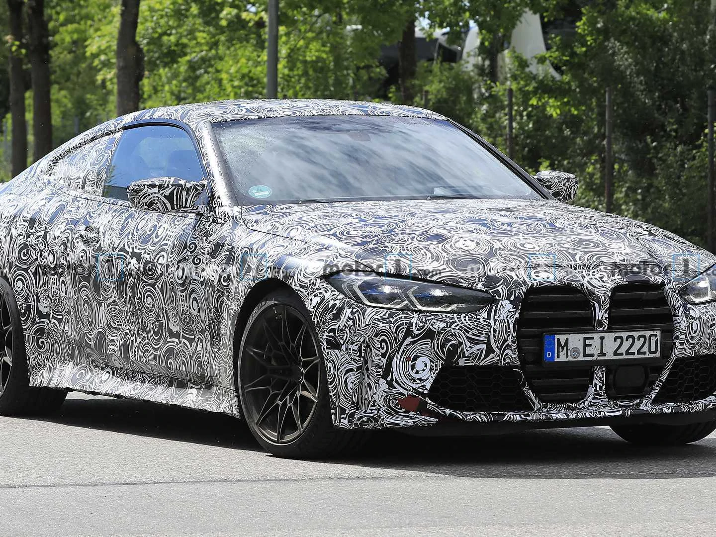 2021 BMW M4 Showing Grille in Plain Sight