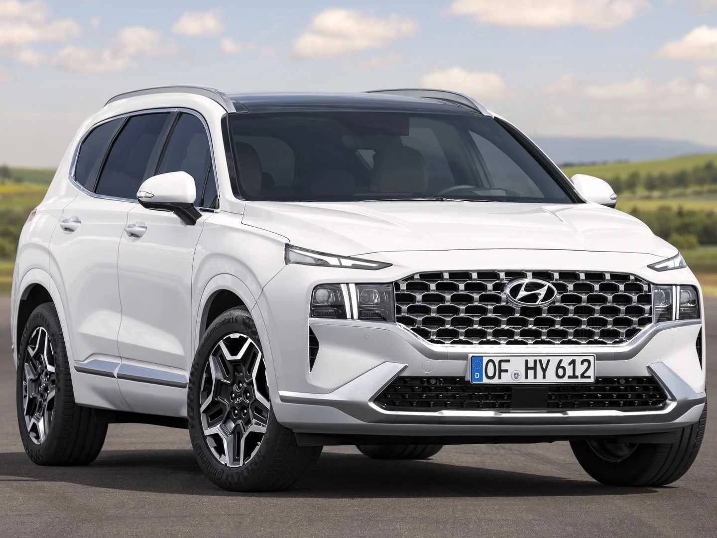 2021 Hyundai Santa Fe Revealed with Bold Design and New Platform