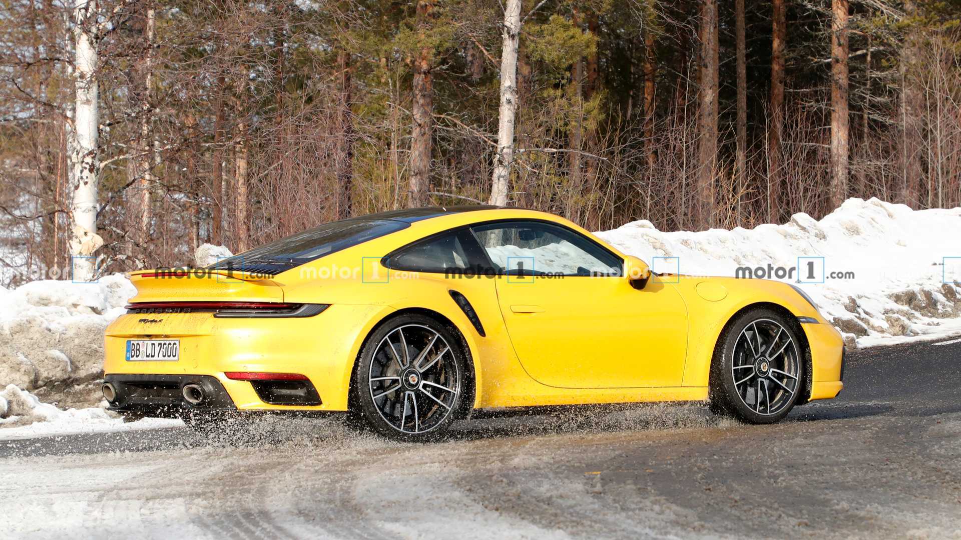 New Porsche 911 Turbo S Looks Delicious In Yellow