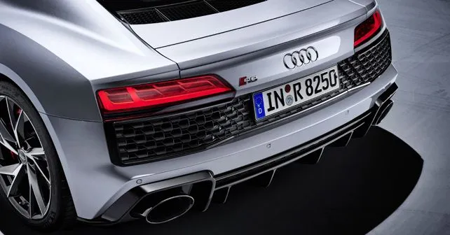 Audi R8 V10 RWD is a Quattro-Lesser Version Of The Supercar