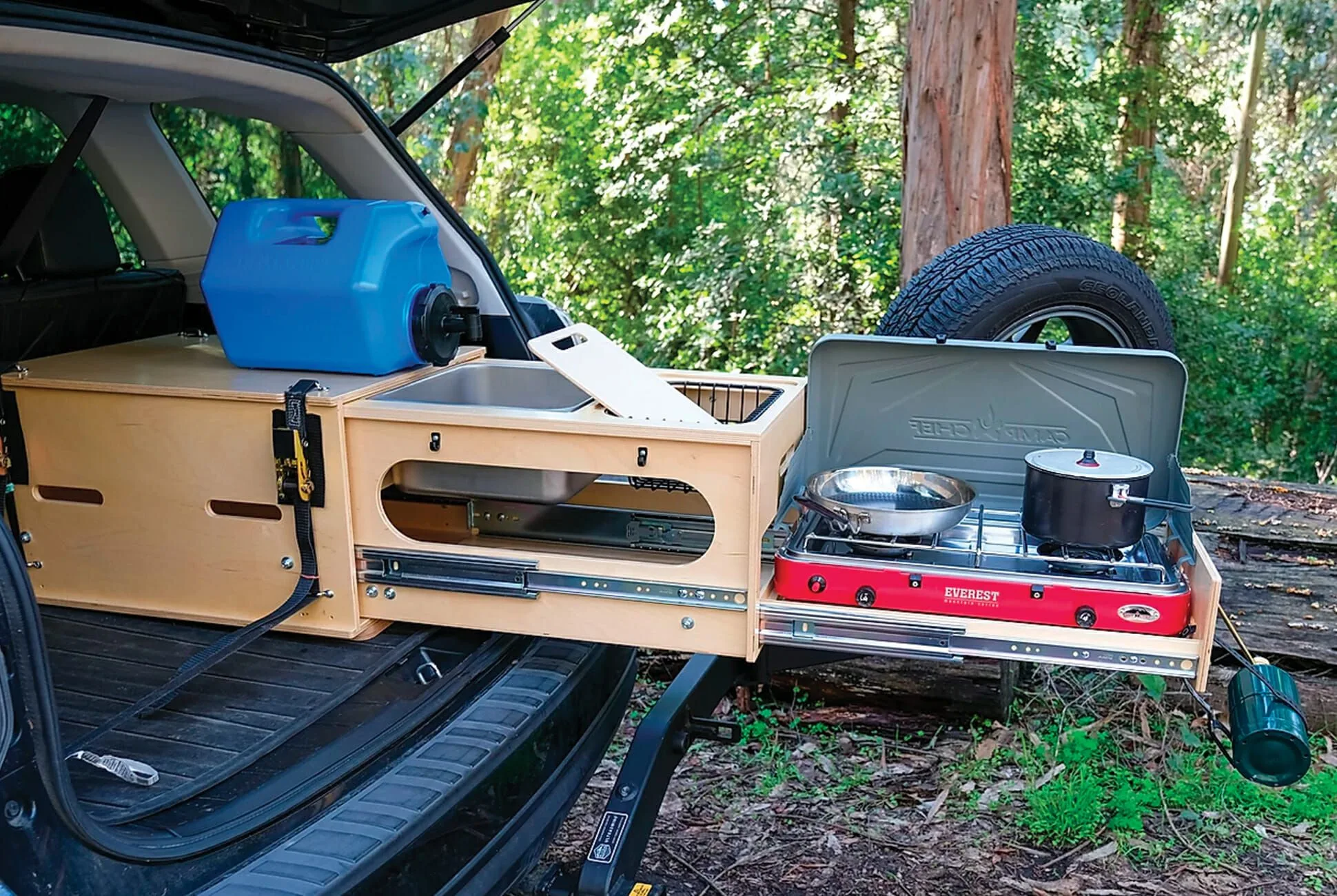 Nomad Kitchen Offers Convenient Cooking While Camping In Your SUV