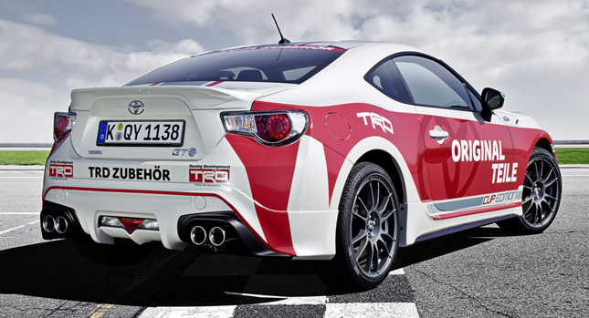 Toyota GT86 Cup Edition 2013 VLN Endurance Racing Championship safety vehicle