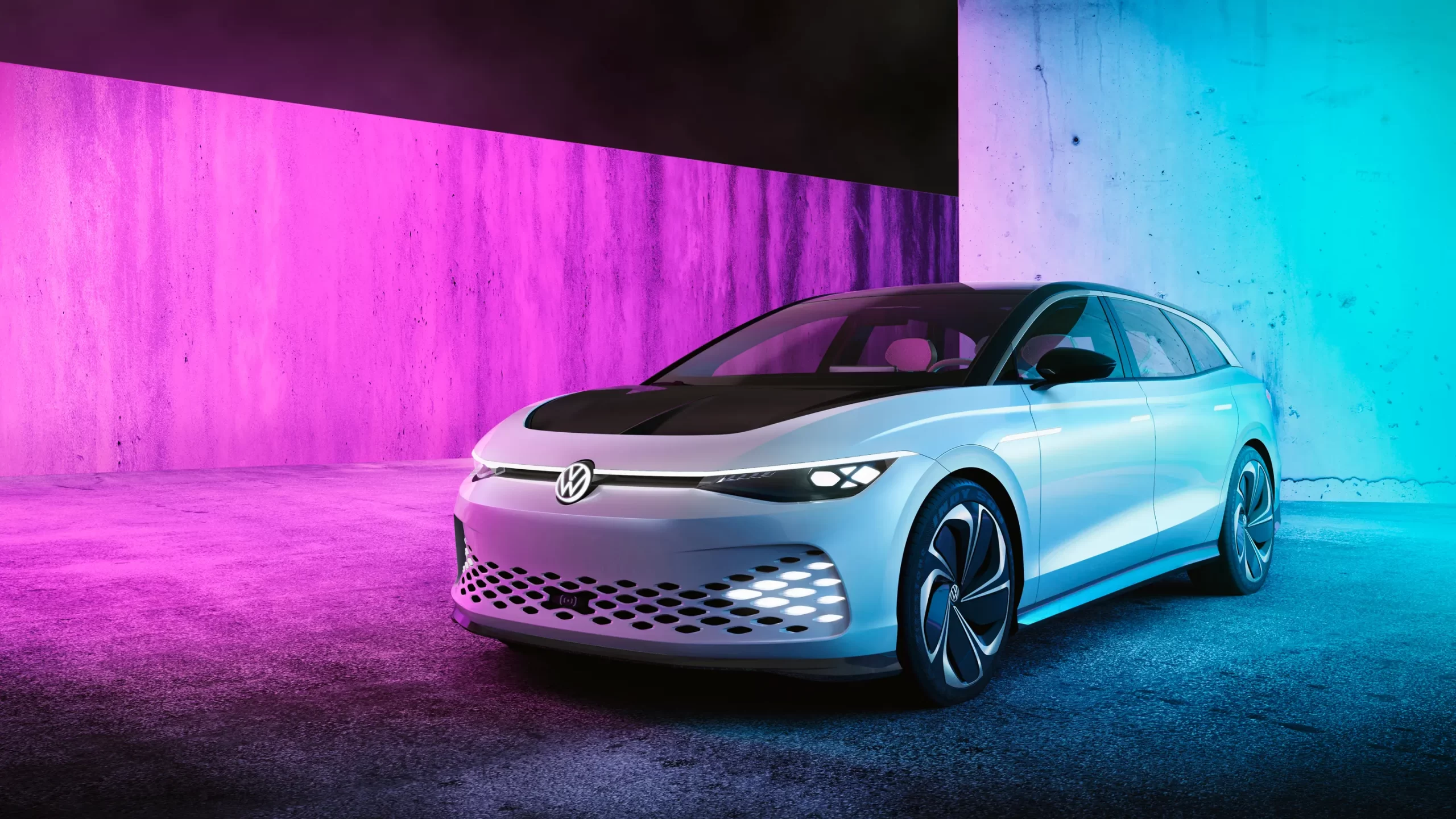 VW may tighten up production ID. Space Vizzion With Alltrack-Like Looks