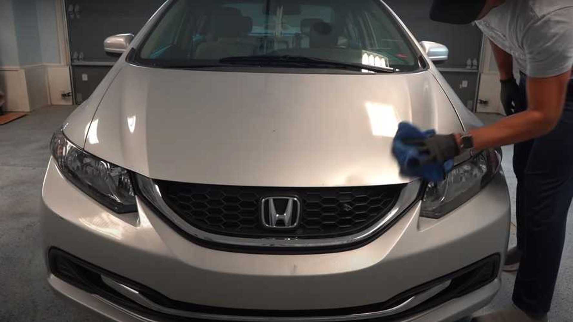 A disgusting Honda Civic gets the deep cleaning it desperately needs