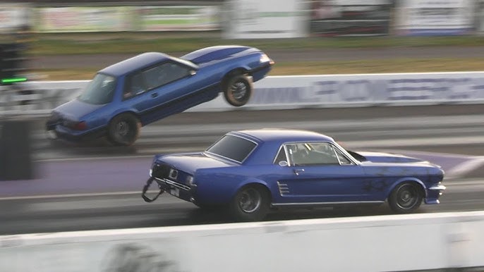 Mustang Versus the World
Mustang Family Drag Race: Father and Son Take on Each Other1966.