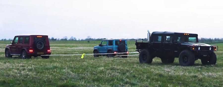 Hummer H1 takes on Jimny, AMG G63, and L200 in Tug of War